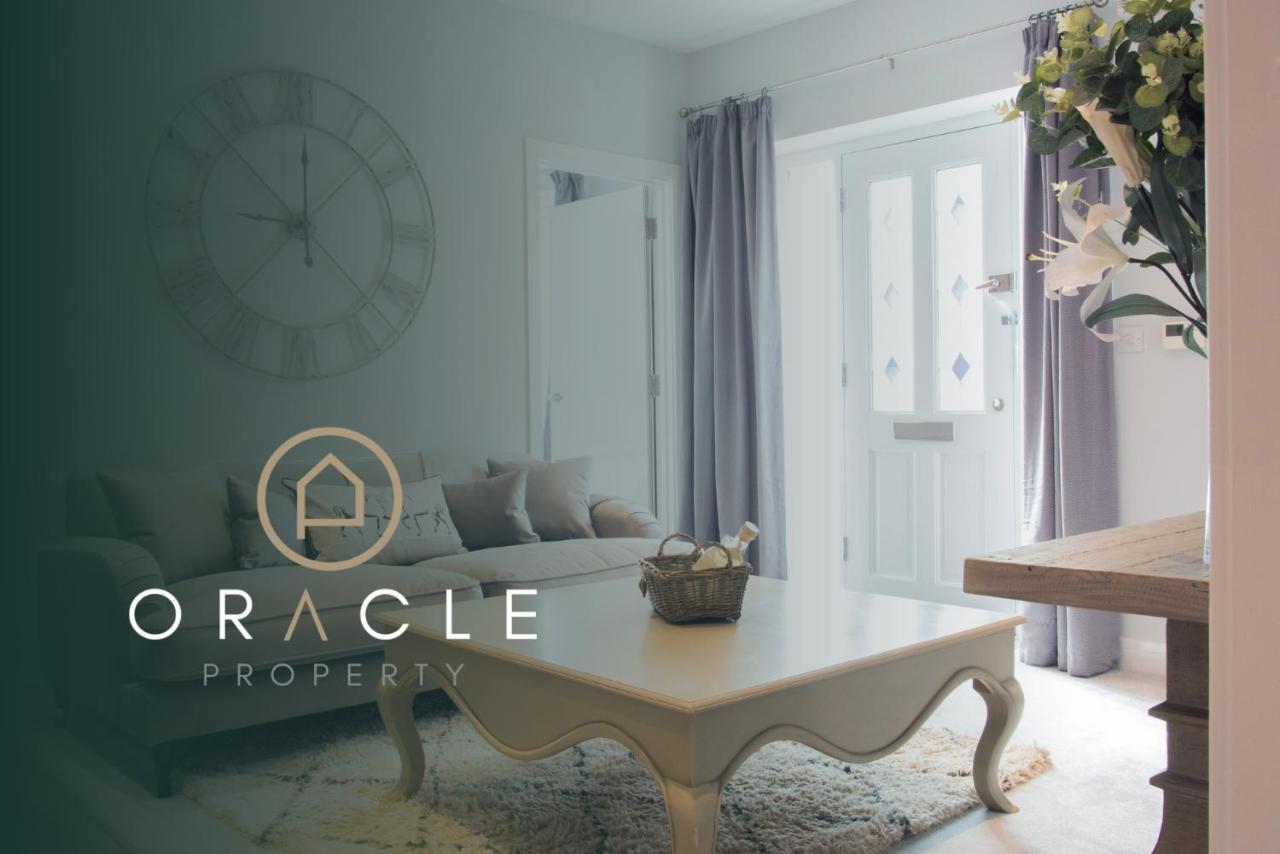 Modern Apartment With Free Parking And Wifi Стратфорд-апон-Эйвон Экстерьер фото